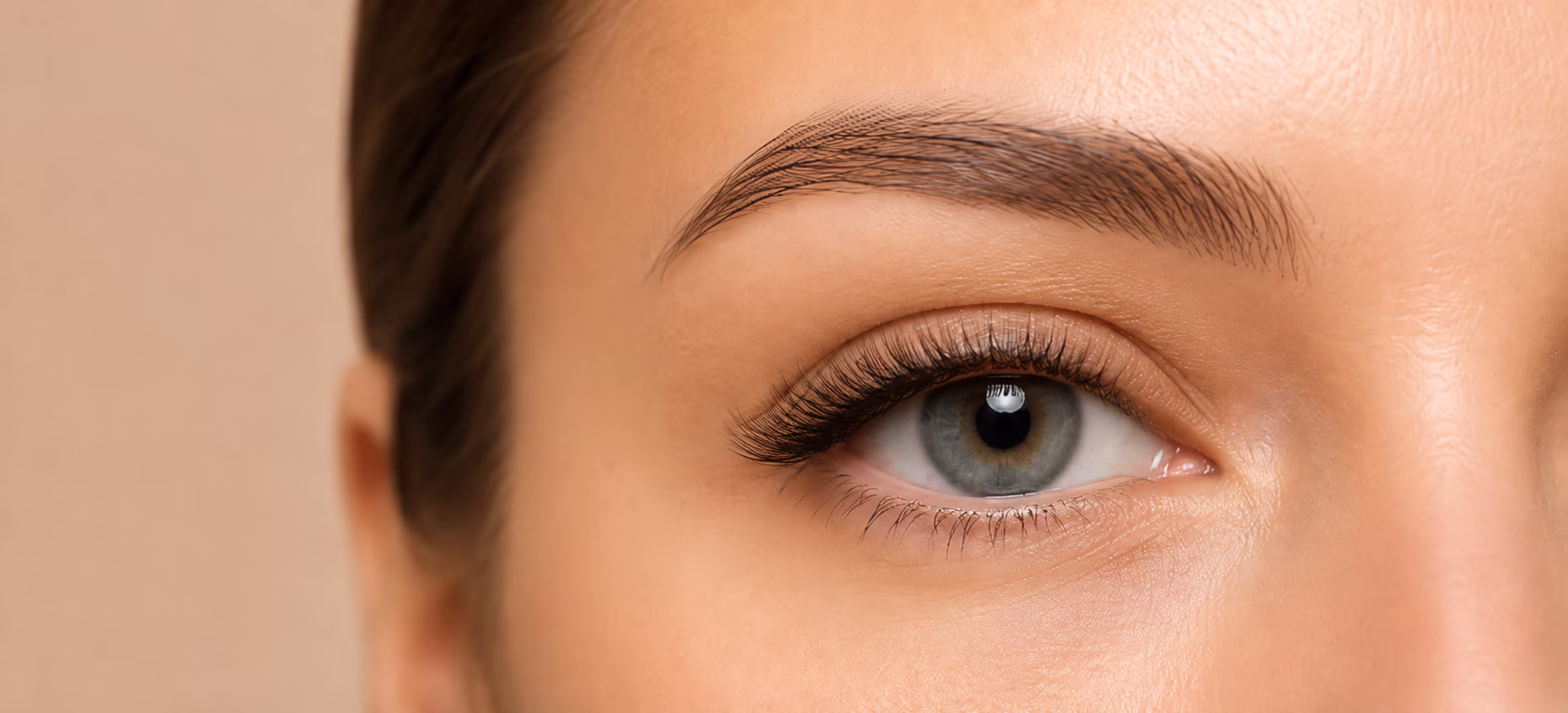 Eyelash extensions hos Beauty Star i Aarhus N med naturlig fylde og længde